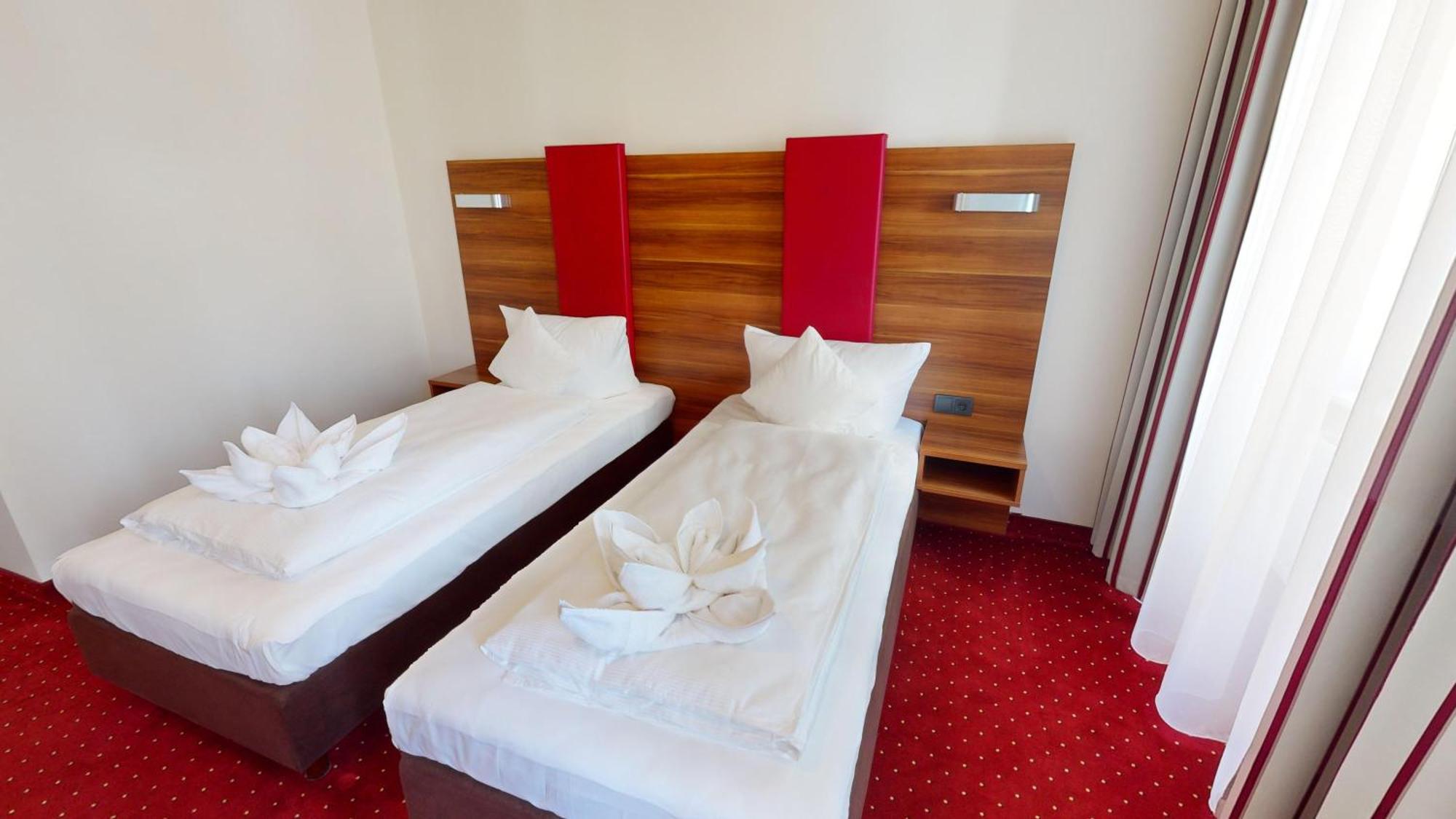 Hotel Schwibbogen Altstadt & Appartements Герліц Екстер'єр фото