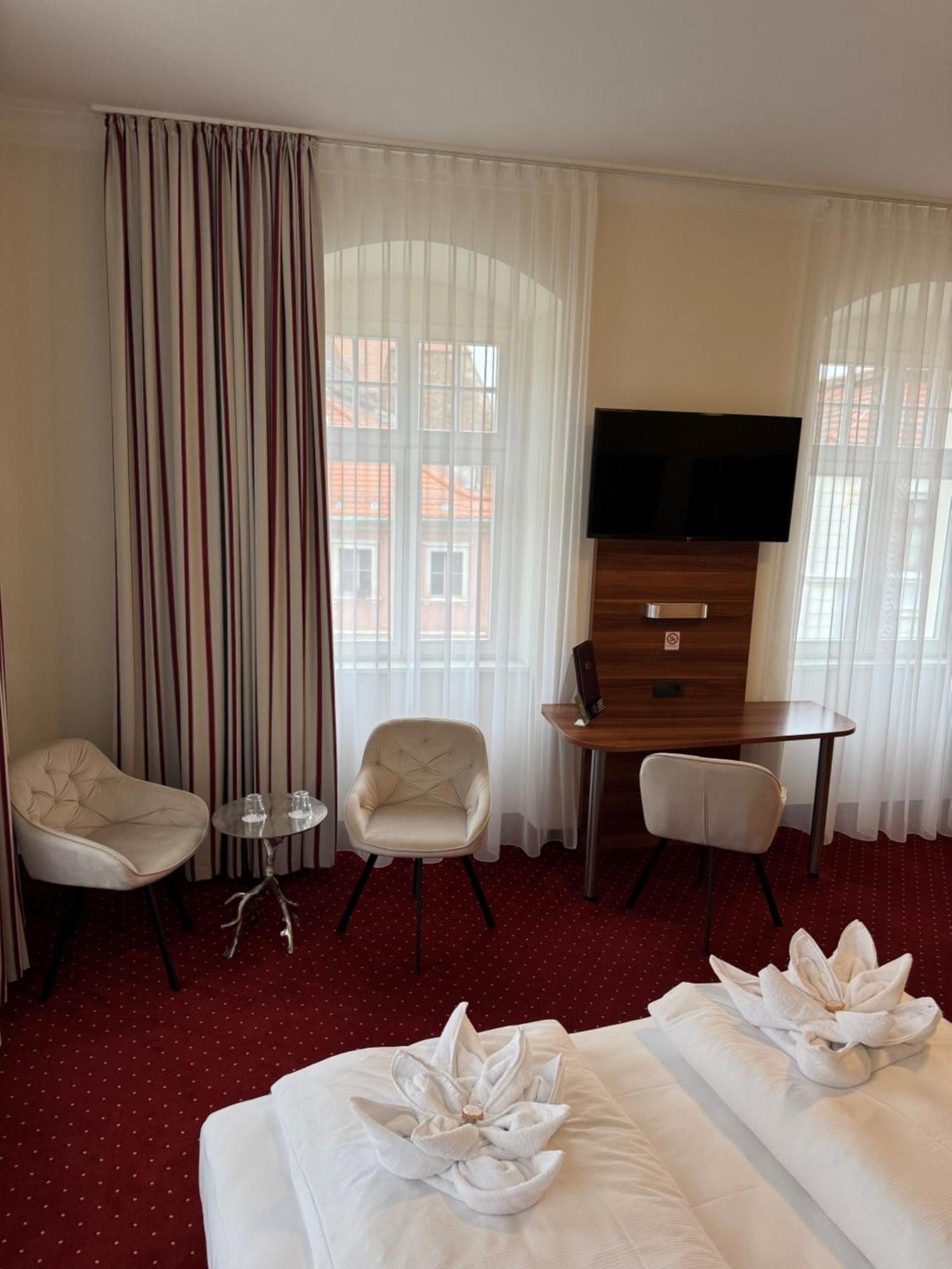 Hotel Schwibbogen Altstadt & Appartements Герліц Екстер'єр фото